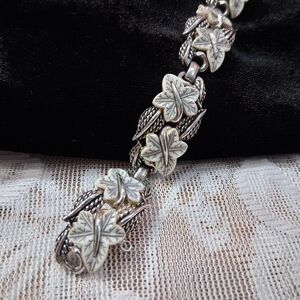Vintage Boucher Bracelet Ivy Leaves In White Silver Tone Five Link